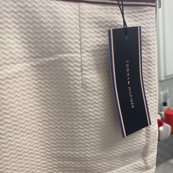 BNWT Tommy Hilfiger Mini Skirt - Picture 8 of 8
